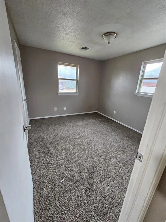 Photo 3 — 3200 Neighbors Lane, Del City, OK 73115