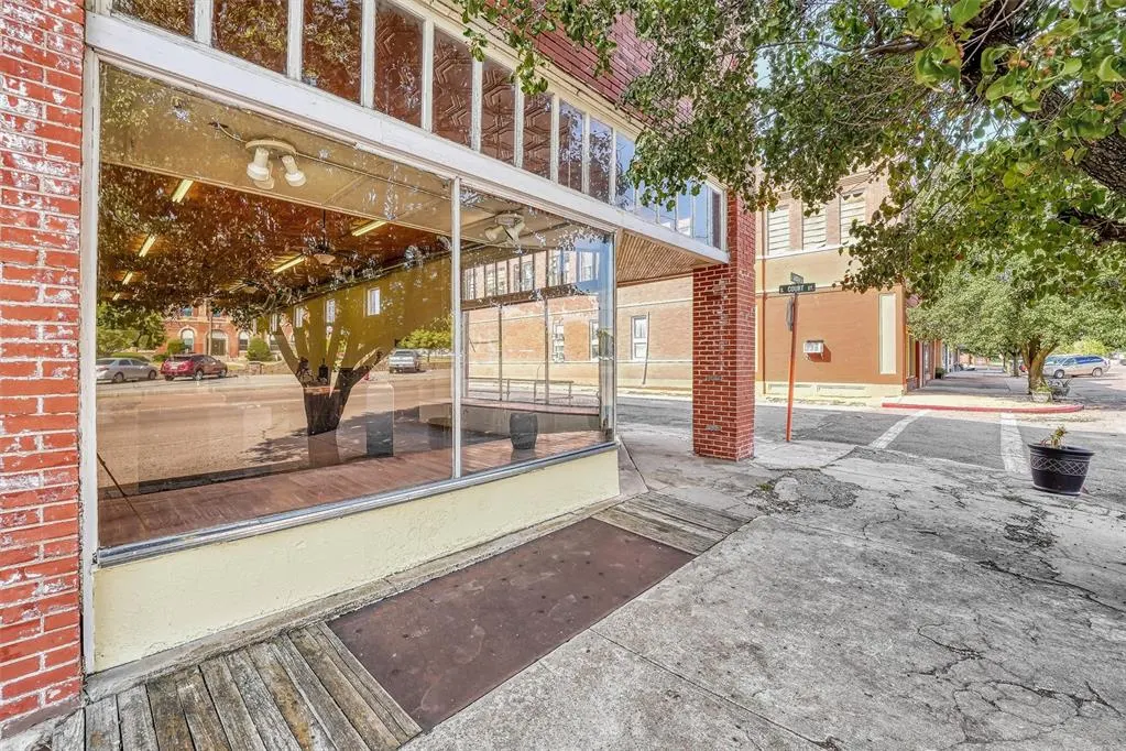 Photo 18 — 112 E Lincoln Street, Mangum, OK 73554