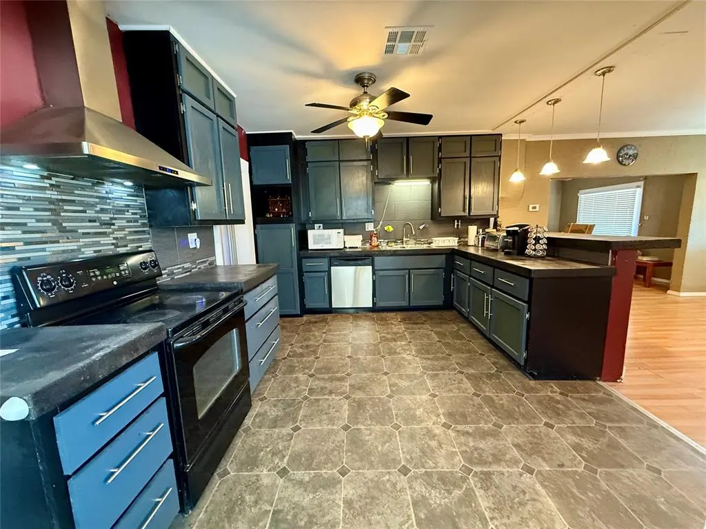 Photo 12 — Address unavailable, Carnegie, OK 73015