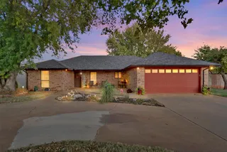 Sold home at 206 Magnolia Avenue