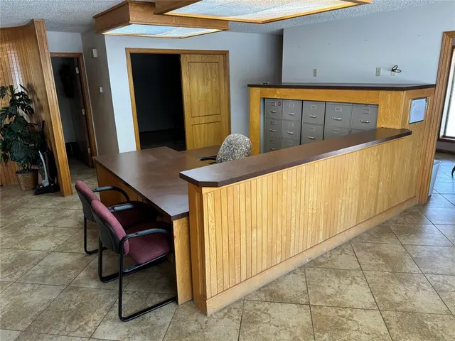 Photo 5 — 520 S 30th Street, Clinton, OK 73601