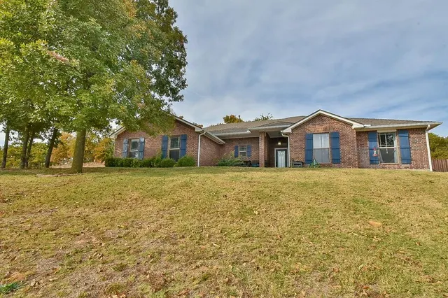 Photo 2 — 7301 Morning Song Drive, Oklahoma City, OK 73150