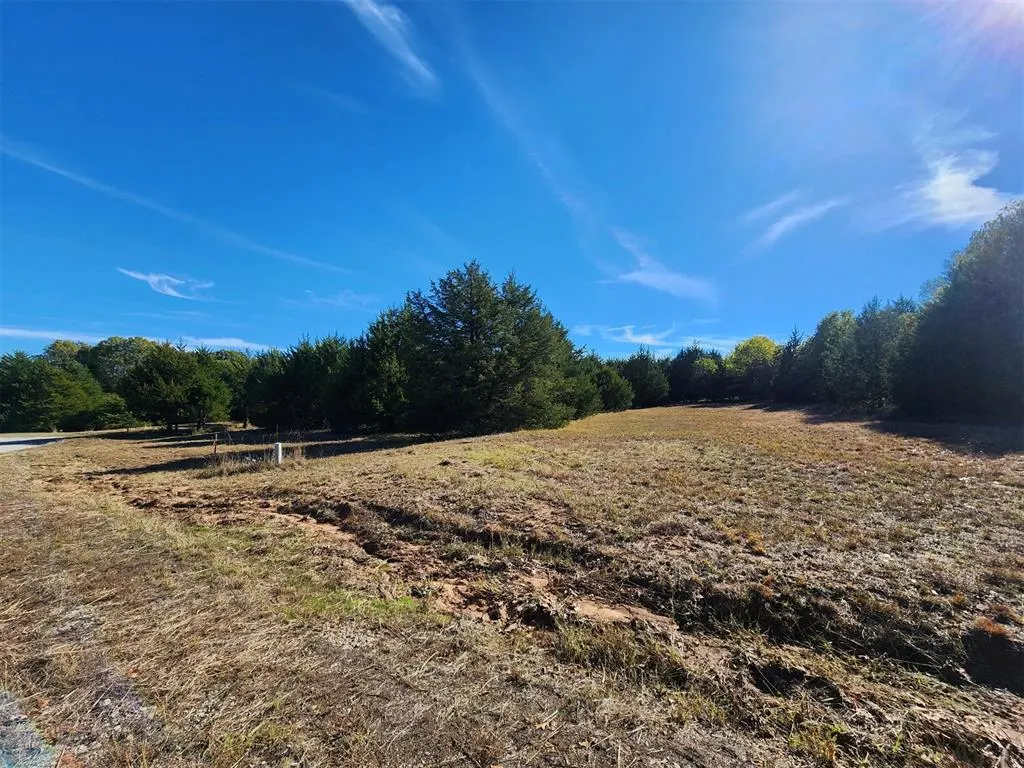 Photo 9 — Oak Grove Court, Shawnee, OK 74804