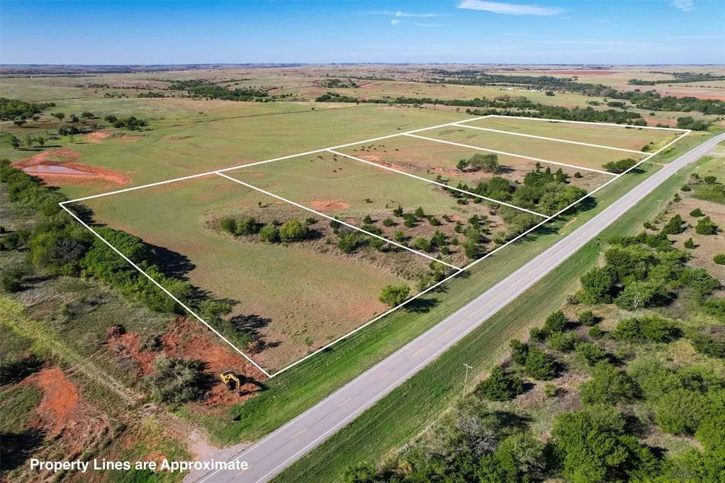 Front exterior — 000 Rural Butler, Butler, OK 73625