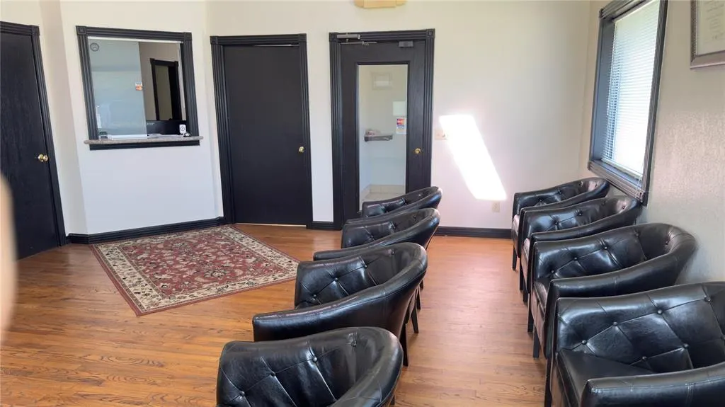 Photo 2 — 2124 Shadowlake Drive O, Oklahoma City, OK 73159