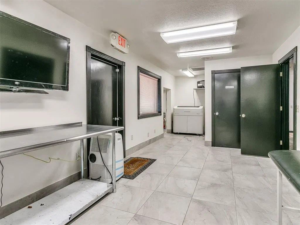 Photo 10 — 2124 Shadowlake Drive O, Oklahoma City, OK 73159