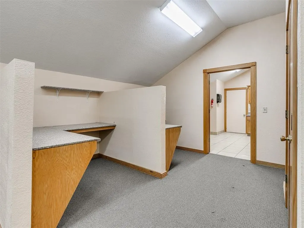 Photo 18 — 2124 Shadowlake Drive O, Oklahoma City, OK 73159