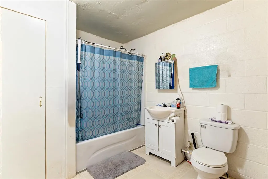 Photo 21 — 301 SE 54th Street, Oklahoma City, OK 73129