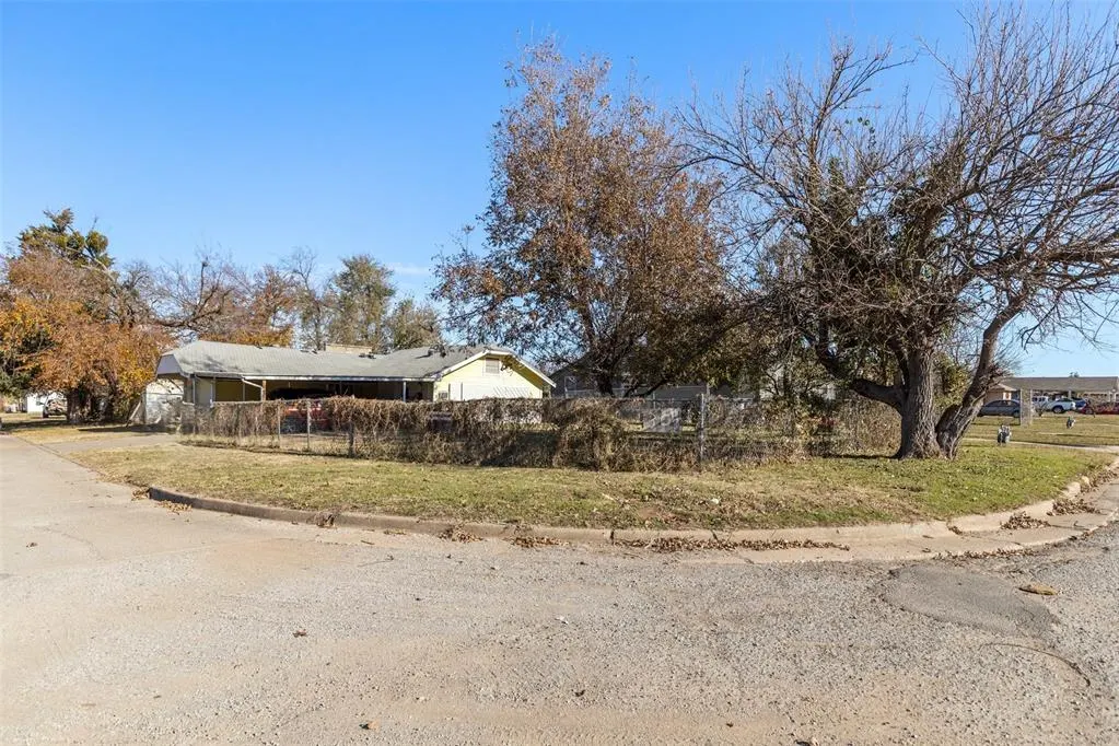 Photo 25 — 301 SE 54th Street, Oklahoma City, OK 73129