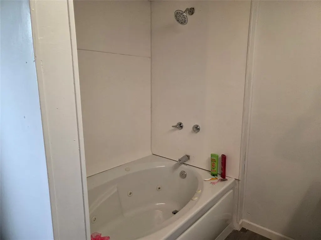 Photo 14 — 301 SE 54th Street, Oklahoma City, OK 73129