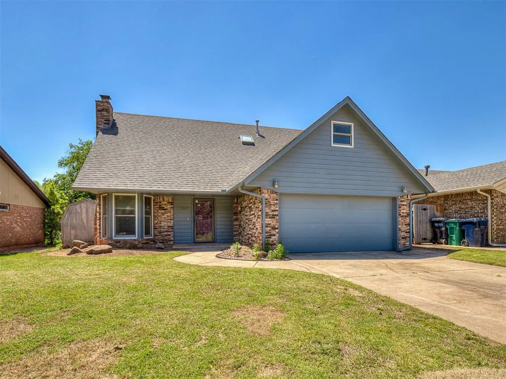 Photo 2 — 6404 Westway, Oklahoma City, OK 73142