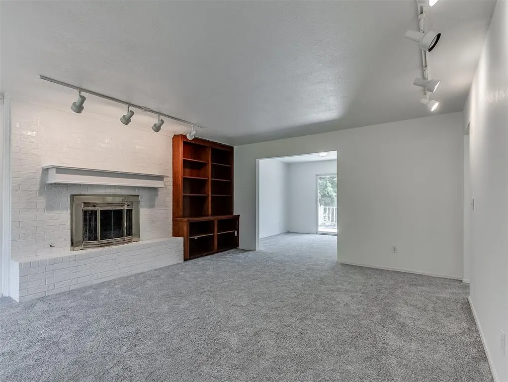 Photo 7 — 6404 Westway, Oklahoma City, OK 73142