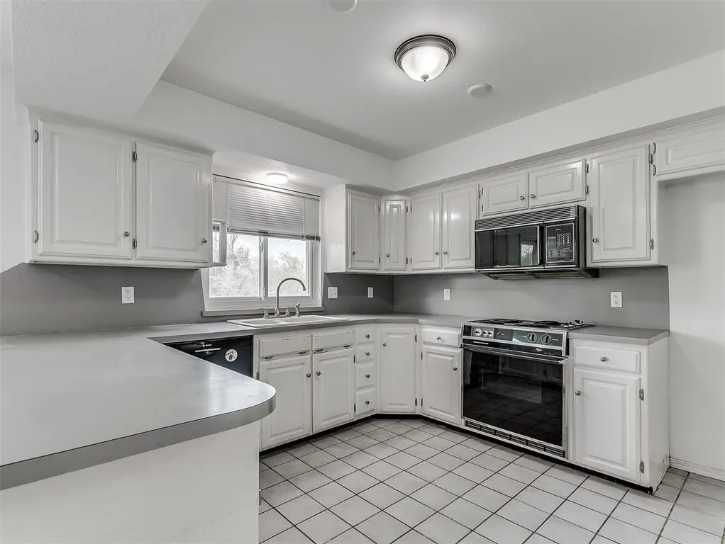 Photo 19 — 6404 Westway, Oklahoma City, OK 73142
