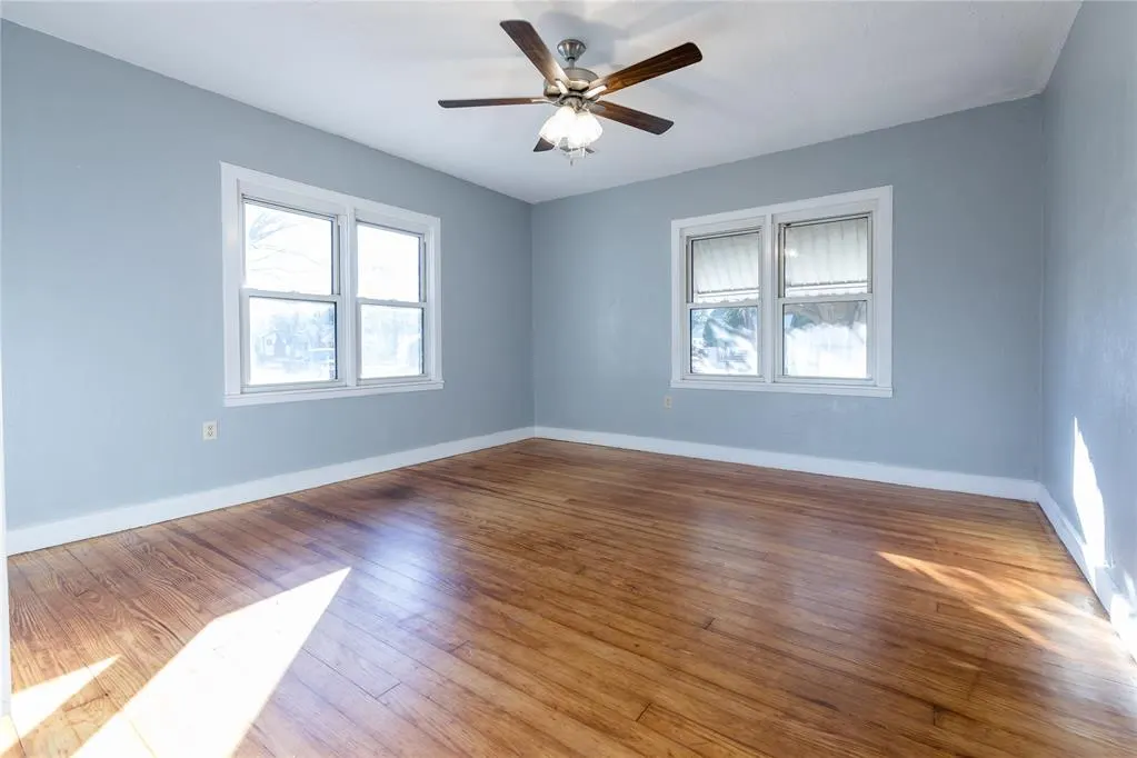 Photo 8 — 412 N Kentucky Avenue, Mangum, OK 73554