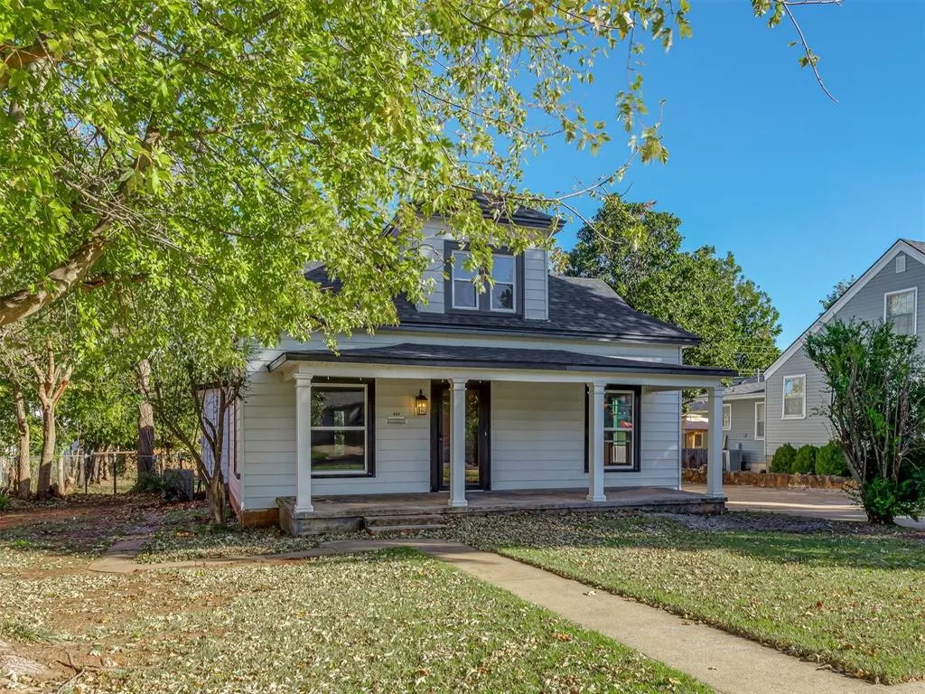 Photo 4 — 309 S 6th Street, Kingfisher, OK 73750