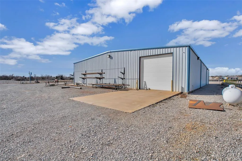 Photo 9 — 5195 W 20th Street, Elk City, OK 73644