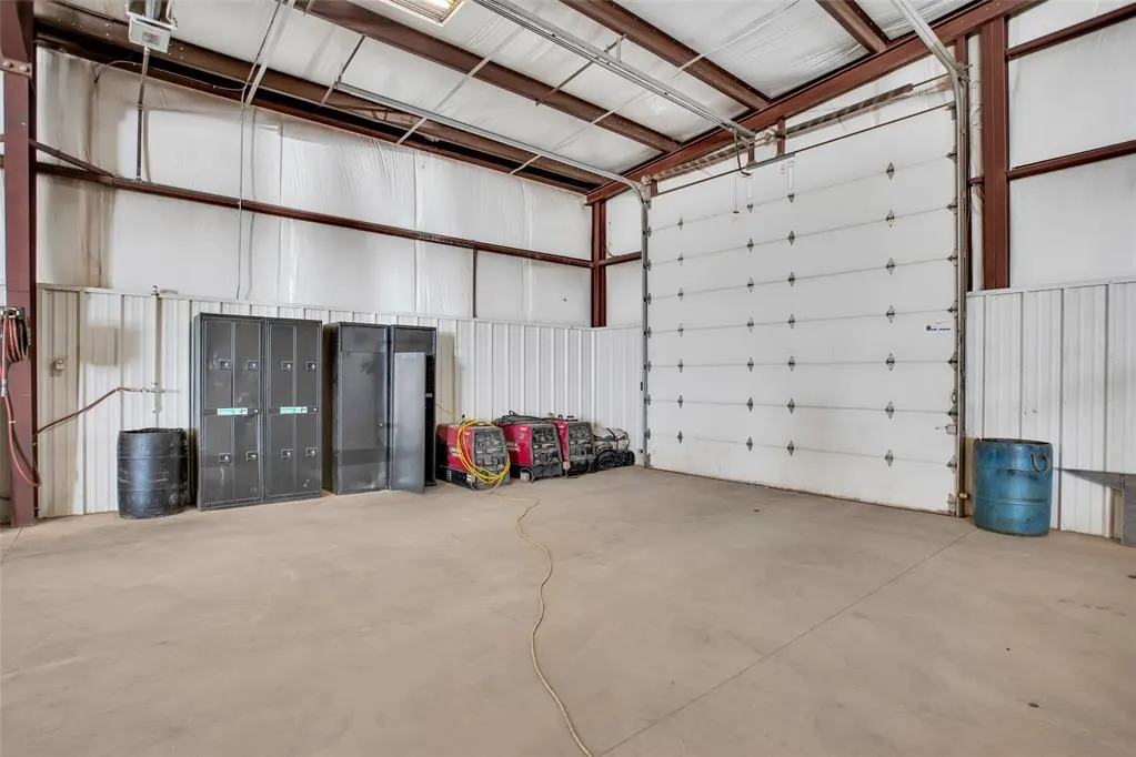 Photo 15 — 5195 W 20th Street, Elk City, OK 73644