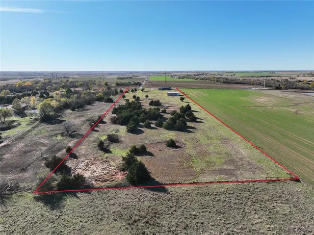 Photo 2 — 1494 County Road 1250, Tuttle, OK 73089