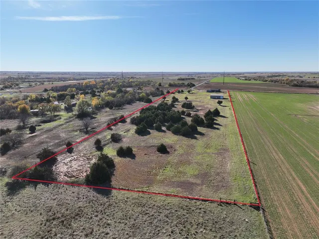 Photo 3 — 1494 County Road 1250, Tuttle, OK 73089