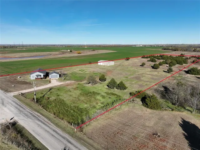 Photo 4 — 1494 County Road 1250, Tuttle, OK 73089