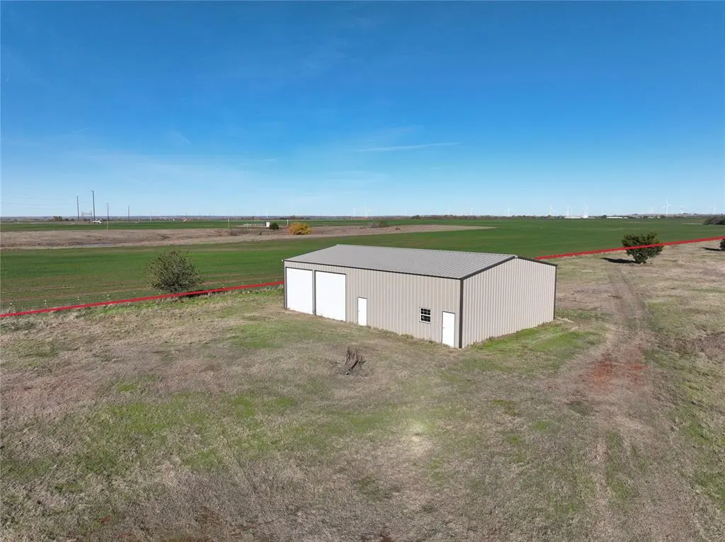 Photo 5 — 1494 County Road 1250, Tuttle, OK 73089