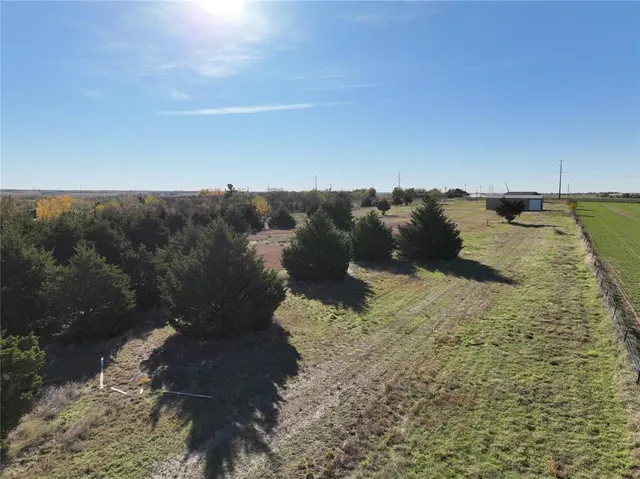 Photo 8 — 1494 County Road 1250, Tuttle, OK 73089
