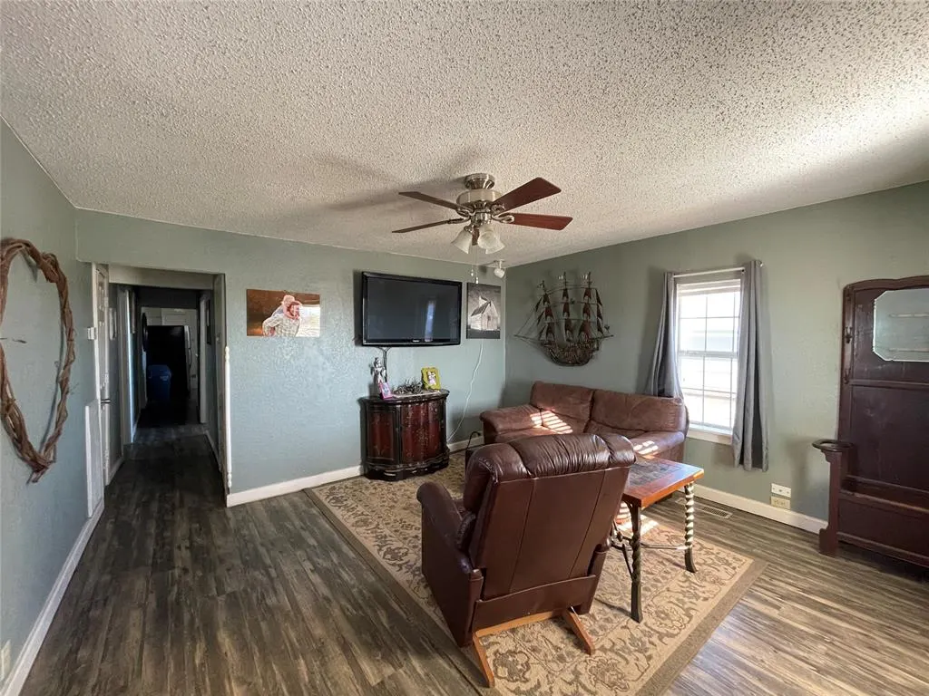 Photo 23 — 1494 County Road 1250, Tuttle, OK 73089