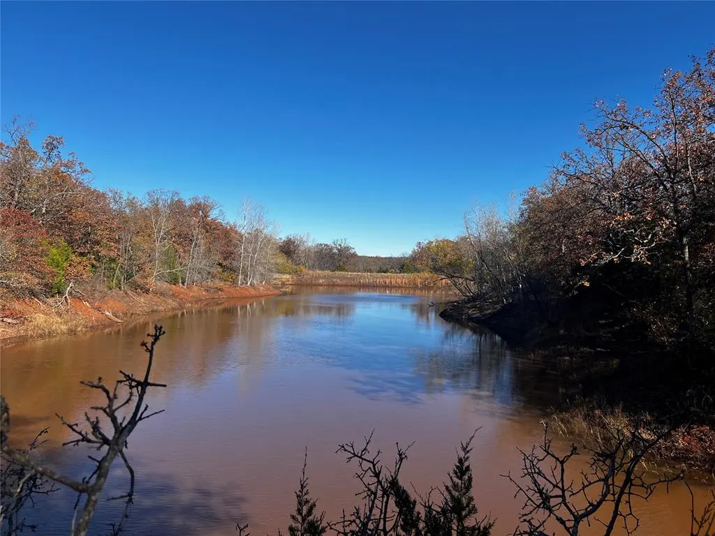 Photo 5 — 11537 Winding Lake Drive, Arcadia, OK 73007