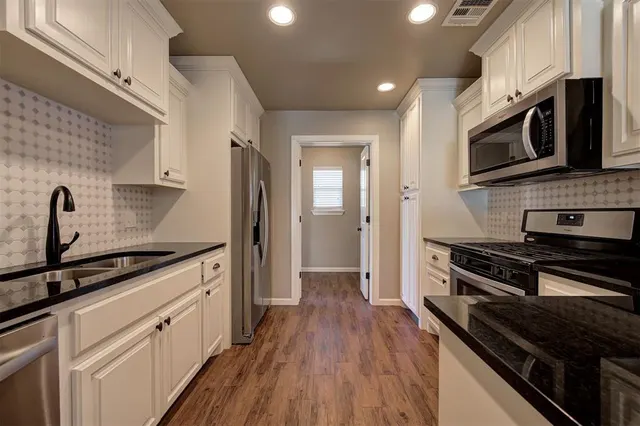 Photo 6 — 8901 SW 55th Street A/B, Oklahoma City, OK 73179