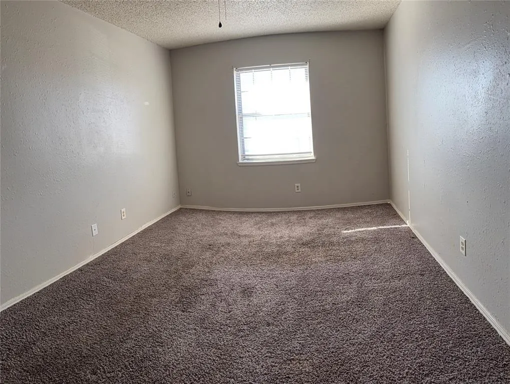 Photo 11 — 2620 N Ann Arbor Avenue 208, Oklahoma City, OK 73127