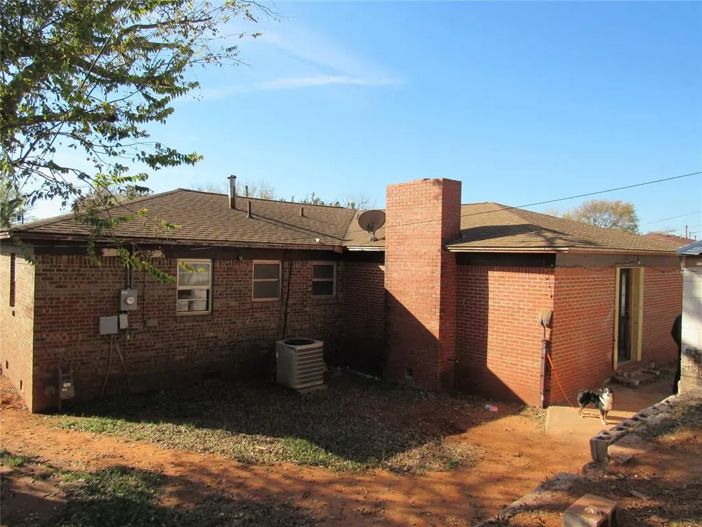 Photo 29 — 712 Cinmac Street, Lindsay, OK 73052