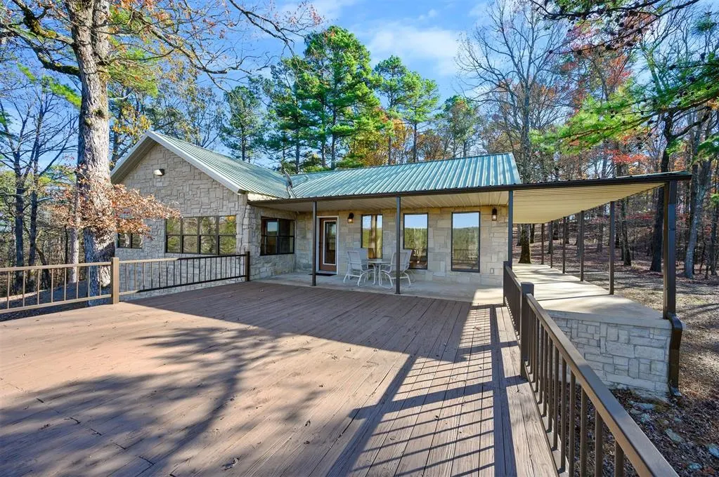 Photo 2 — 6837 Sherwood Road, Broken Bow, OK 74728
