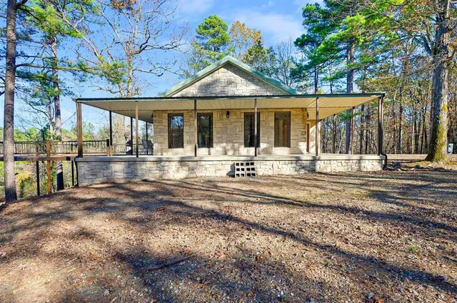 Photo 3 — 6837 Sherwood Road, Broken Bow, OK 74728