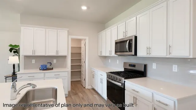 Photo 7 — 5503 Windstone Lane, Norman, OK 73072