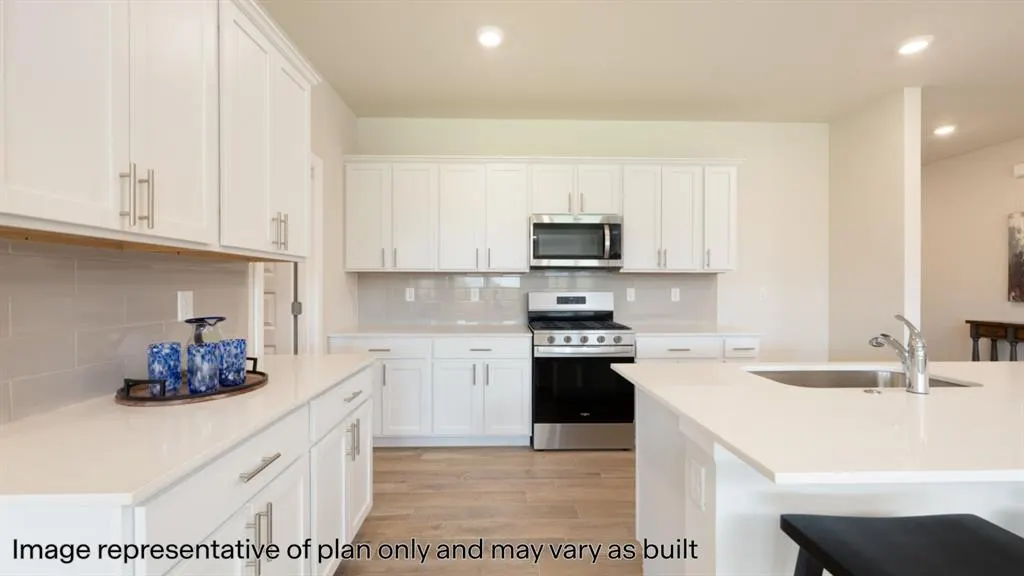 Photo 8 — 5503 Windstone Lane, Norman, OK 73072