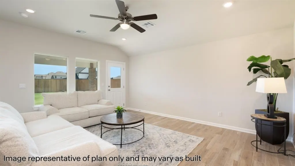 Photo 10 — 5503 Windstone Lane, Norman, OK 73072