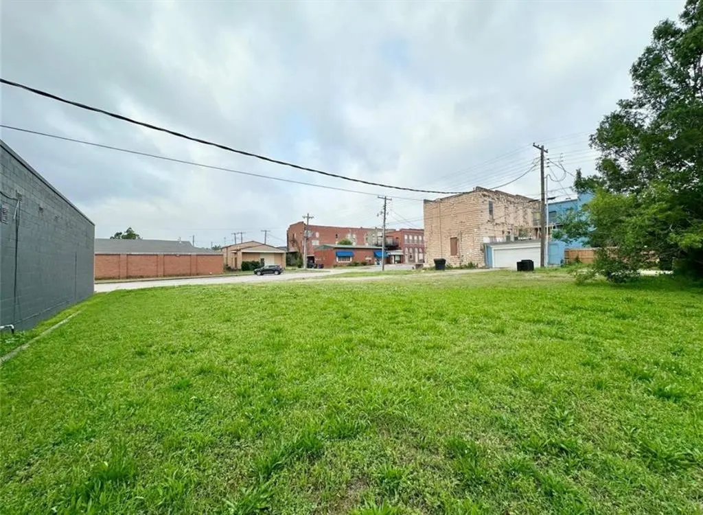 Photo 6 — 00 E Washington Street, Tecumseh, OK 74873