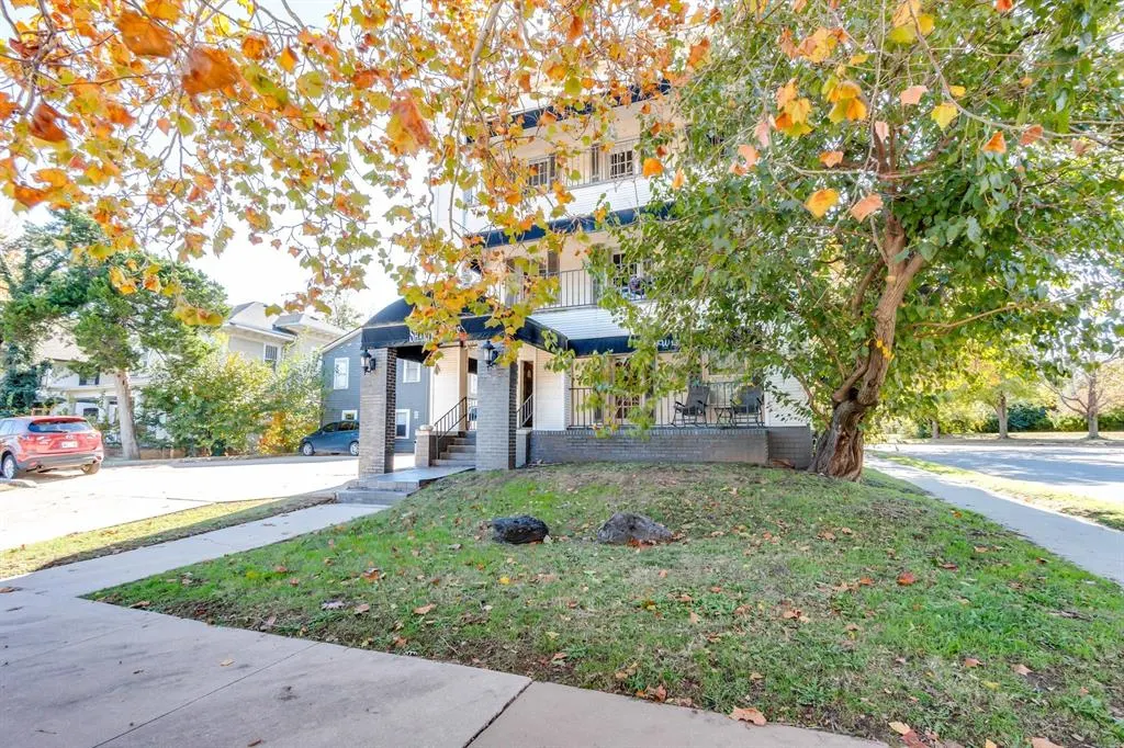 Photo 2 — 732 NW 18th Street, Oklahoma City, OK 73103