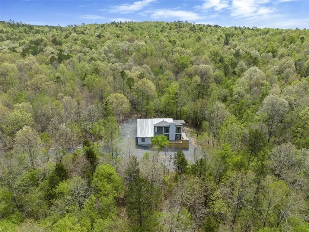 Photo 4 — 306 Gentry Oak Lane, Broken Bow, OK 74728