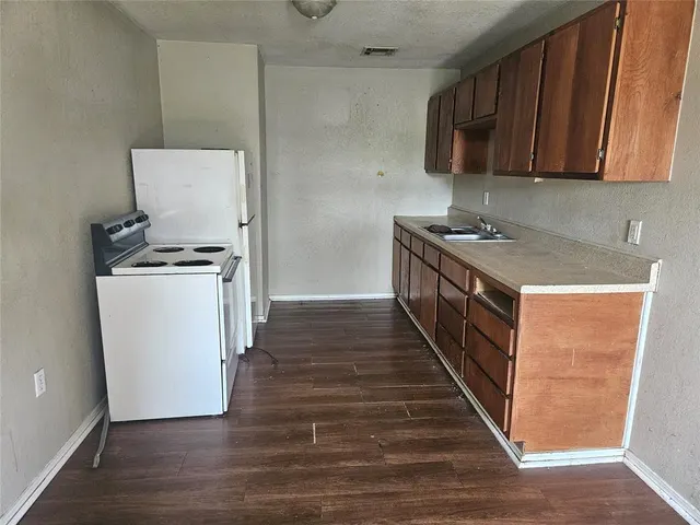 Photo 4 — 11317 NE 52nd Street, Spencer, OK 73084