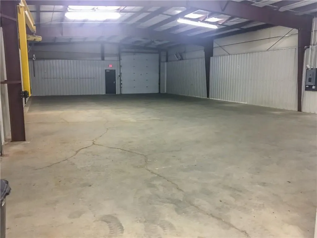 Photo 5 — 1313 Airport Industrial, Elk City, OK 73644