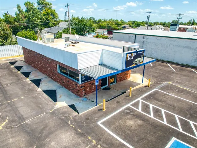 Photo 3 — 1215 W Britton Road, Oklahoma City, OK 73114