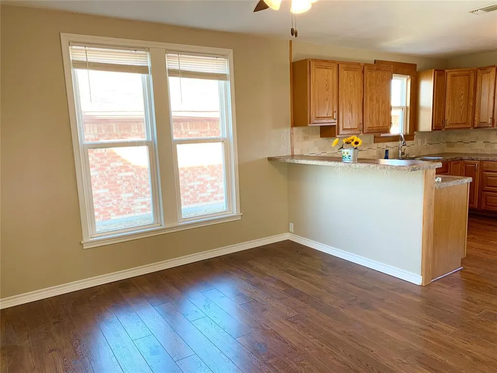Photo 6 — 602 N Louis Tittle Avenue, Mangum, OK 73554