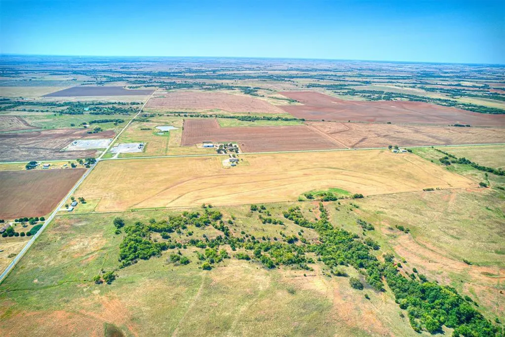 Photo 3 — 9 Hwy 92, Amber, OK 73004