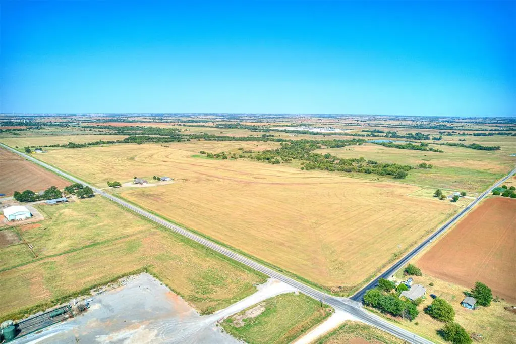 Photo 3 — 1112 Hwy 92, Amber, OK 73004