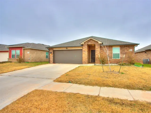 Front exterior — 4408 Moonlight Road, Mustang, OK 73064