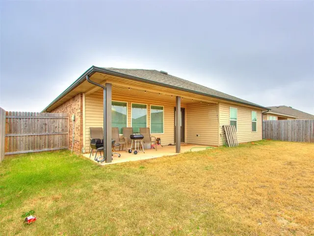 Photo 3 — 4408 Moonlight Road, Mustang, OK 73064