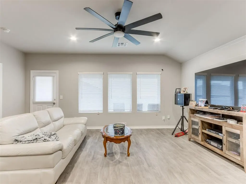 Photo 28 — 4408 Moonlight Road, Mustang, OK 73064