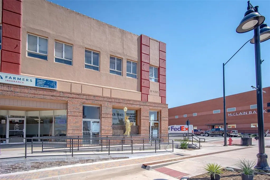Photo 3 — 201 W Main Street, Purcell, OK 73080