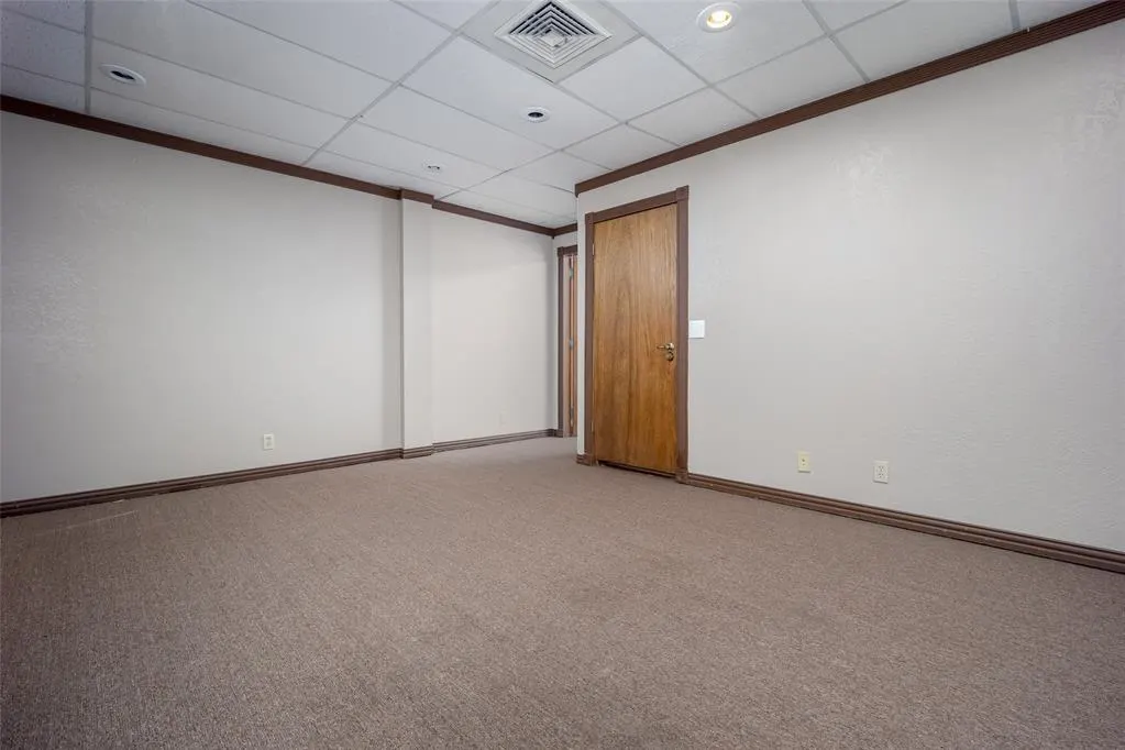 Photo 11 — 201 W Main Street, Purcell, OK 73080